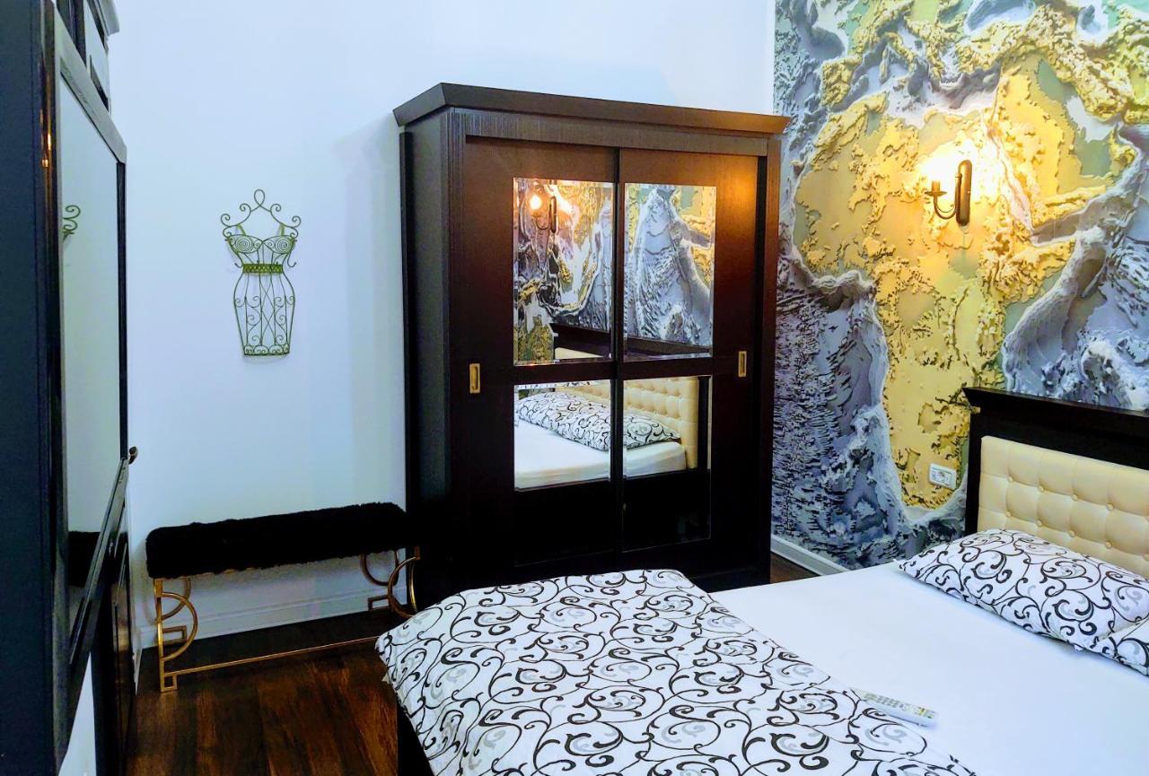 Cezari Aparthotel Brasov Bagian luar foto