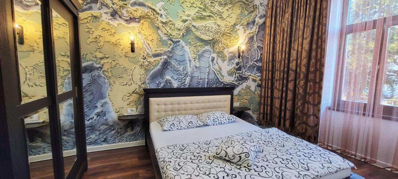 Cezari Aparthotel Brasov Bagian luar foto